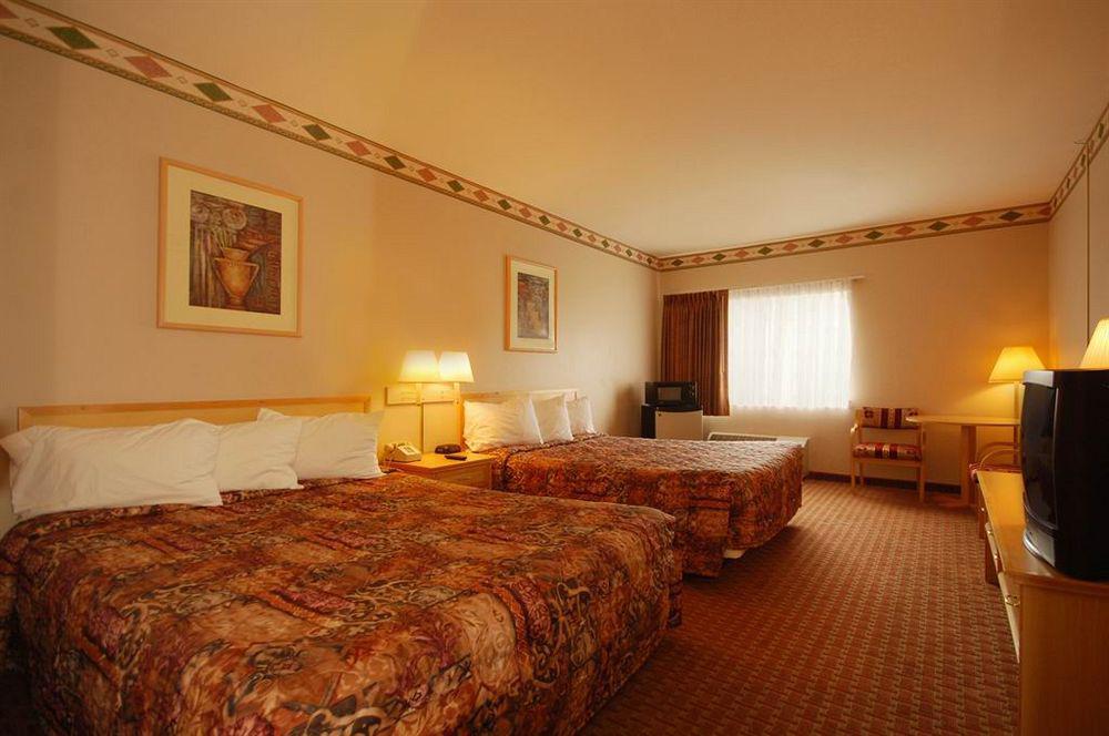 Surestay Plus Hotel By Best Western Топика Номер фото